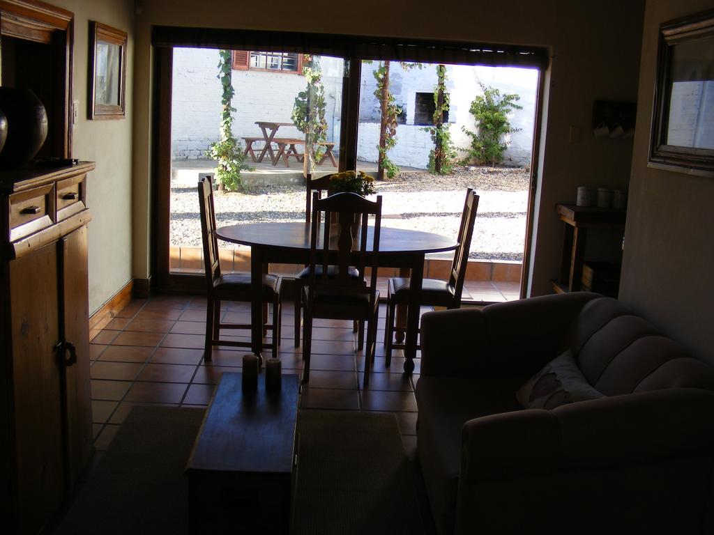 Pepper Tree Accommodation Beaufort West Pokój zdjęcie